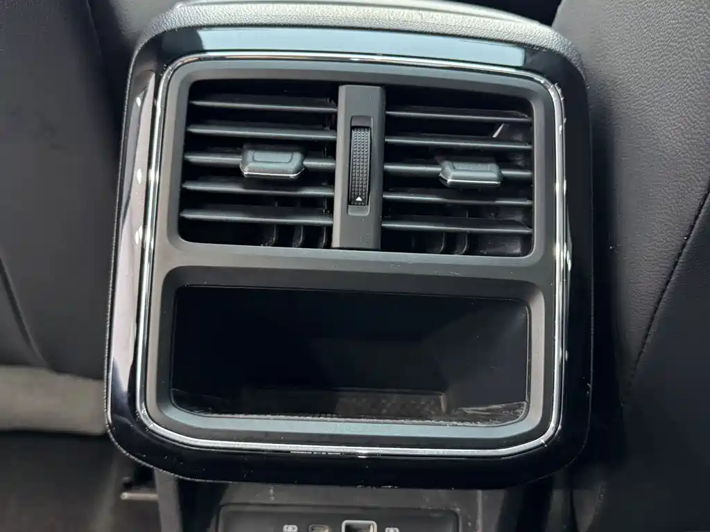 Volkswagen Passat — миниатюра 11