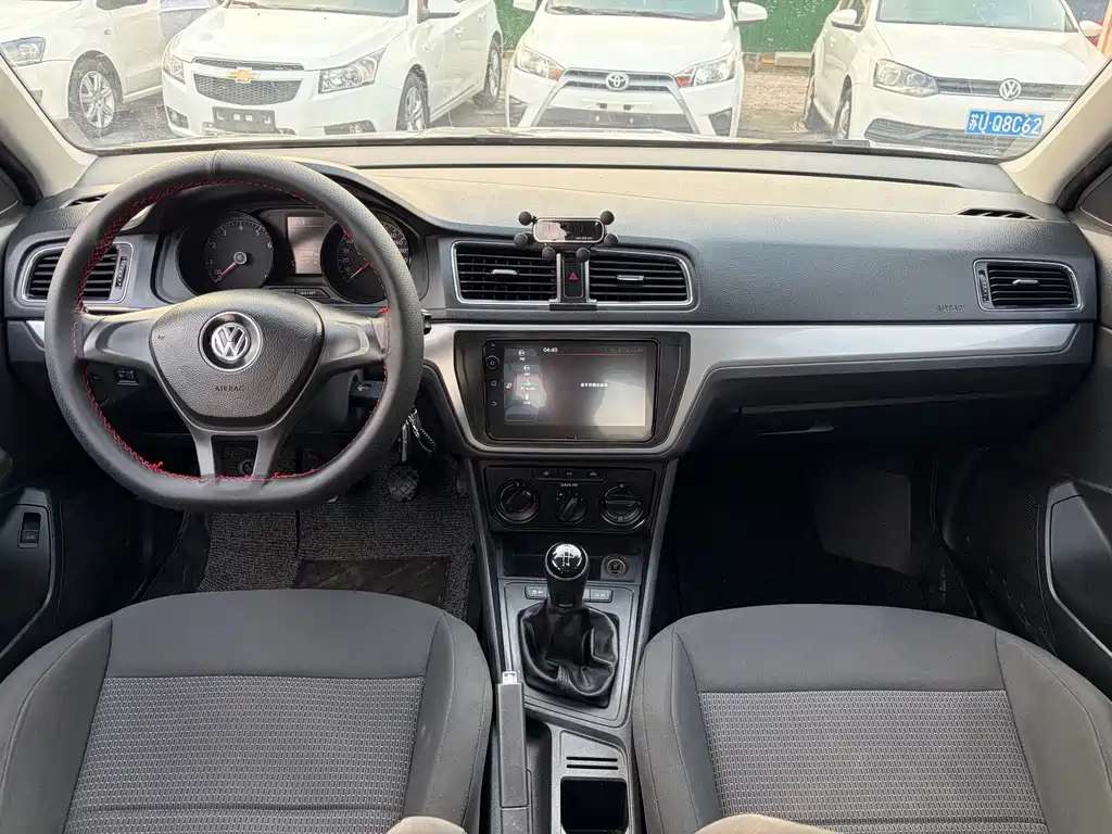 Volkswagen Lavida — миниатюра 10