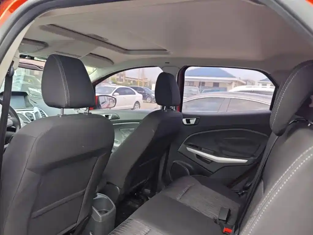 Ford Ecosport — миниатюра 7