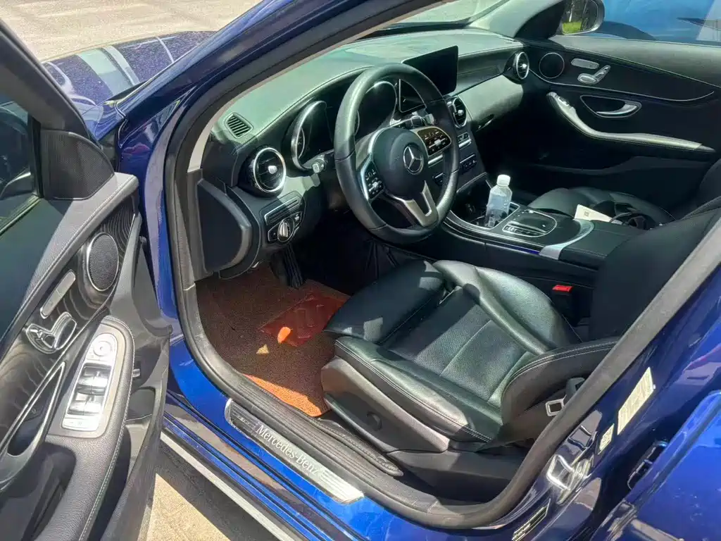 Mercedes-Benz C-Class — миниатюра 9