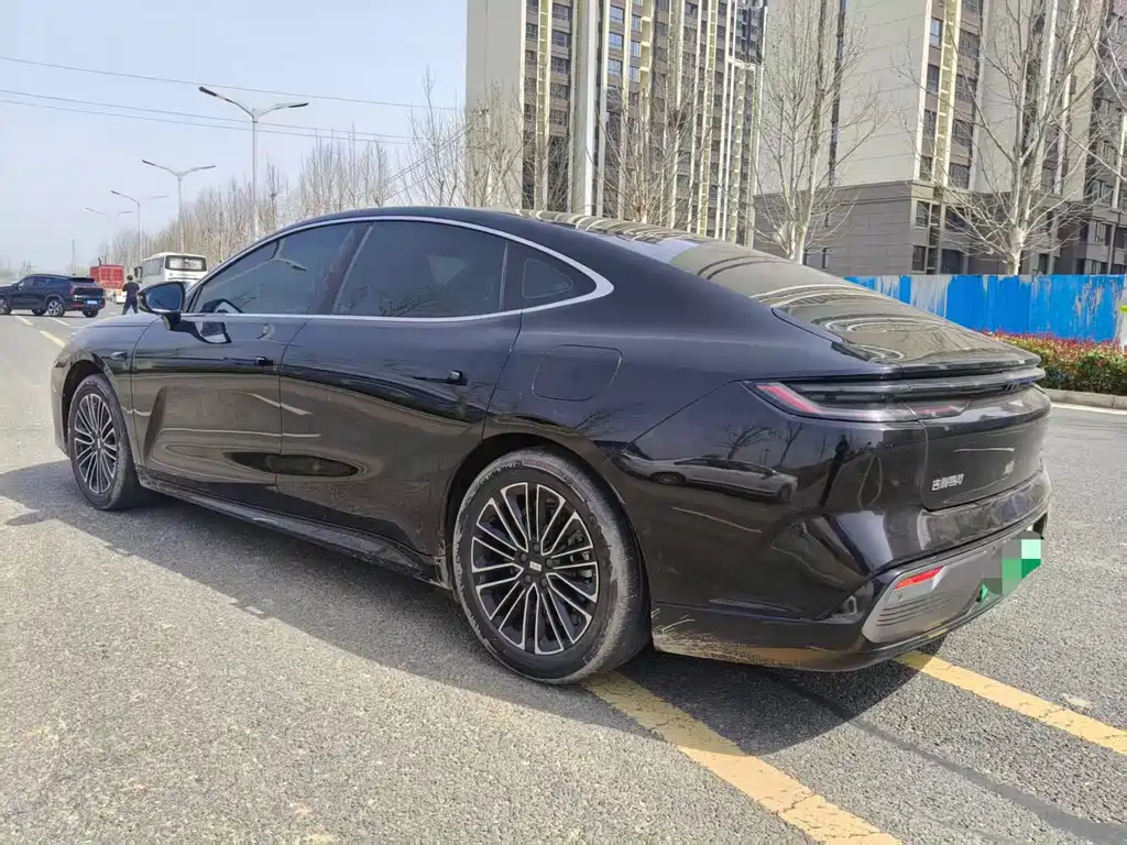 GEELY GALAXY GALAXY SPARKLE 8