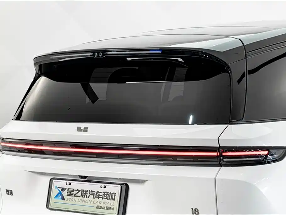 Li Auto i8 2025 Standard