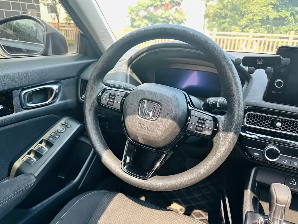 Honda Civic — миниатюра 18