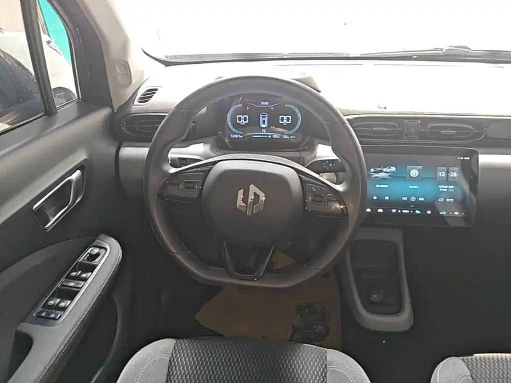 Leapmotor Leapmotor T03 — миниатюра 11