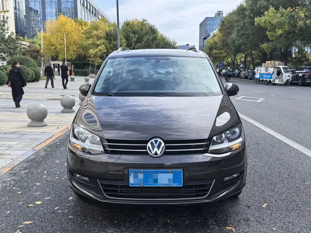 Volkswagen Sharan — миниатюра 8