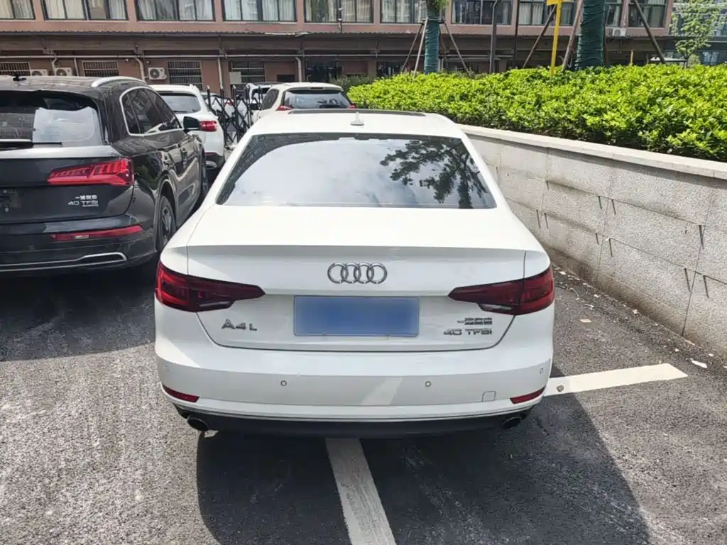 Audi A4L — миниатюра 6