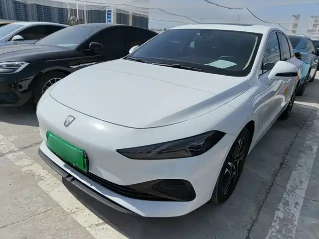 Roewe D7