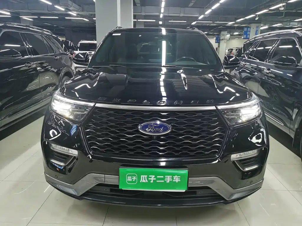 Ford Explorer — миниатюра 6