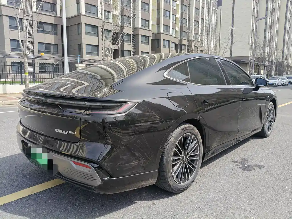 GEELY GALAXY GALAXY SPARKLE 8