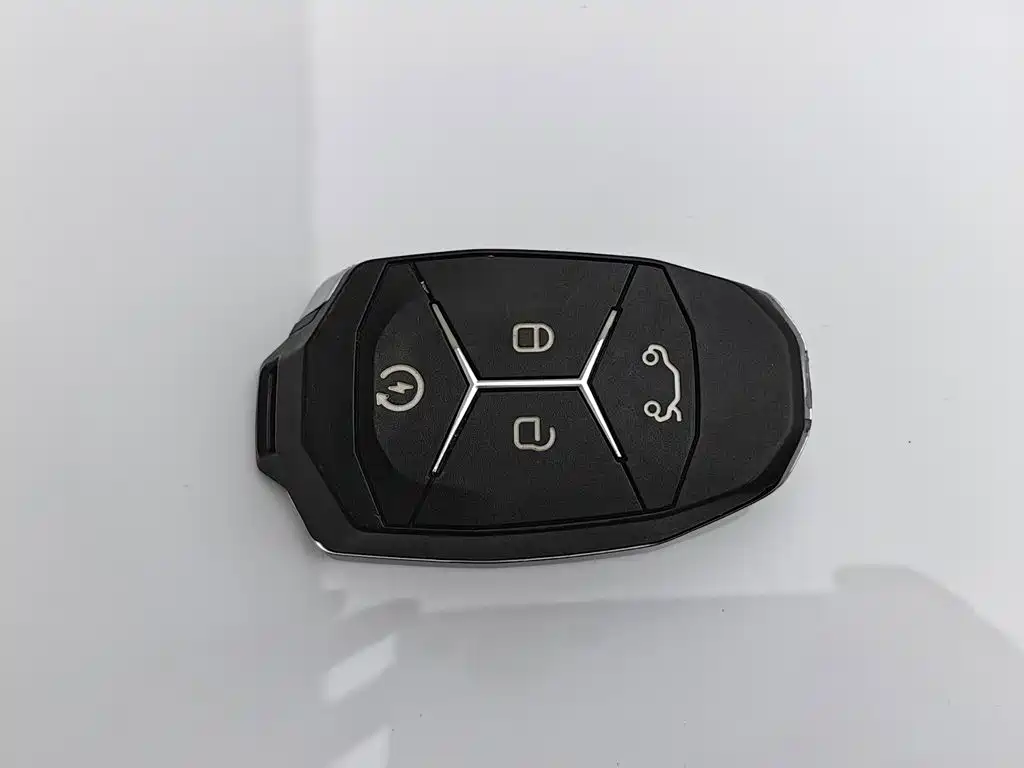 Lynk & Co 03 — миниатюра 19