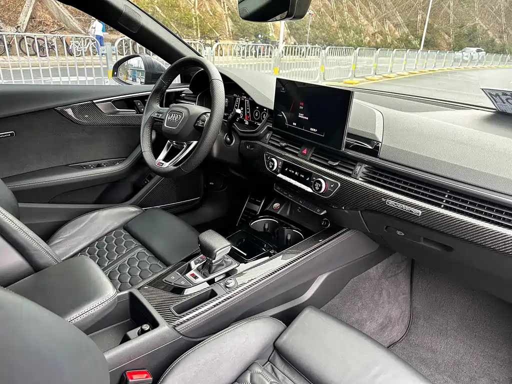 Audi RS 5 RS 5 2.9T Sportback Dark Gold Edition, фото 6