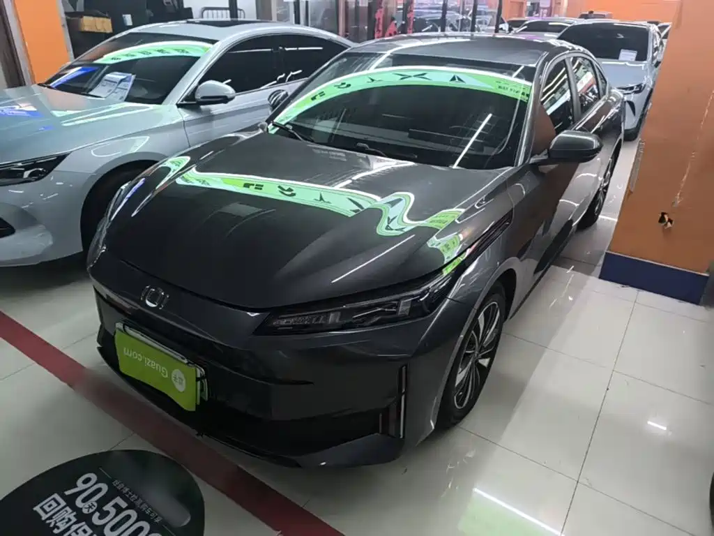 Qiyuan 长安启源A05经典 — миниатюра 2