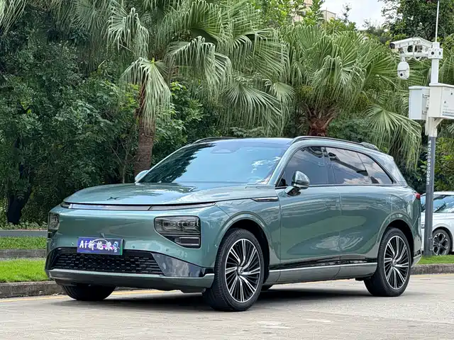 2024 Xpeng G9