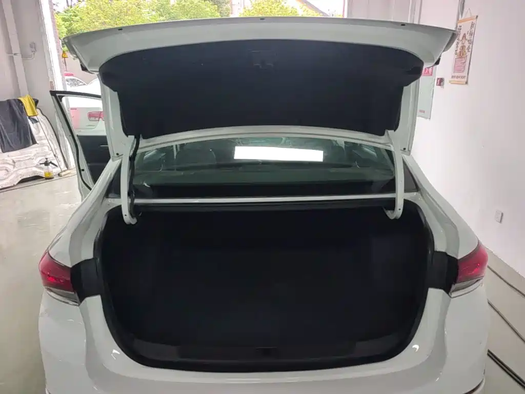 Buick Excelle — миниатюра 19