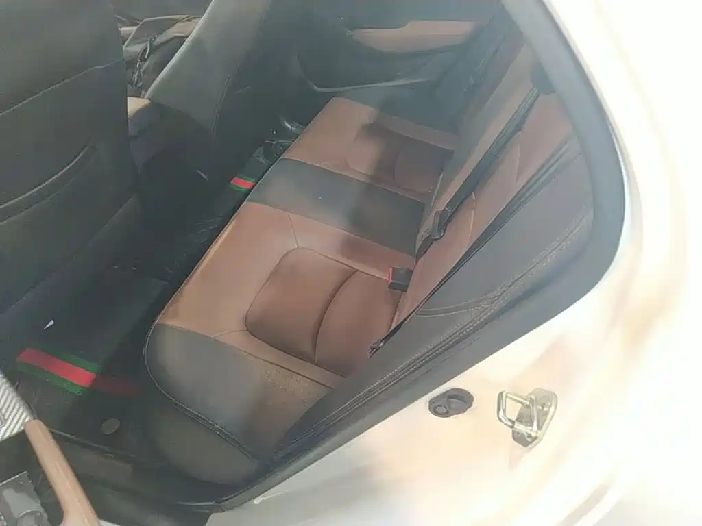 Geely Vision — миниатюра 17