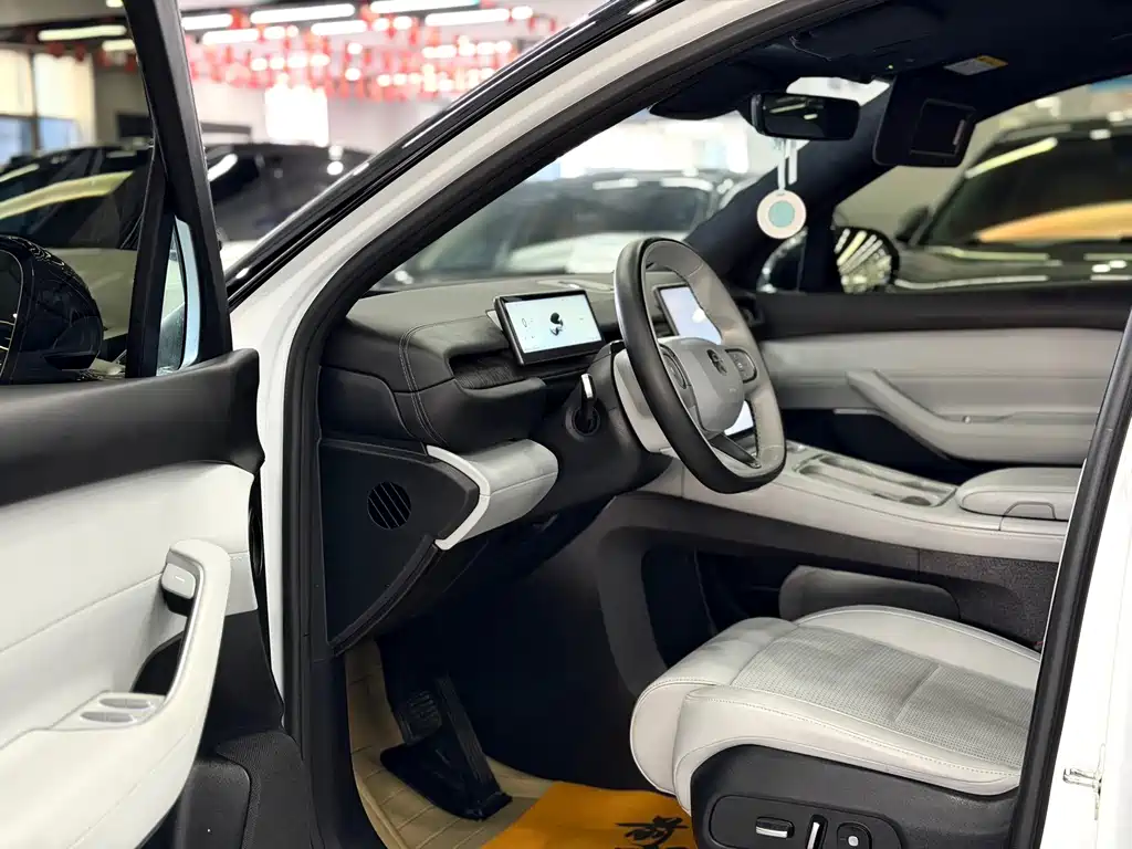 NIO ES6 — миниатюра 3