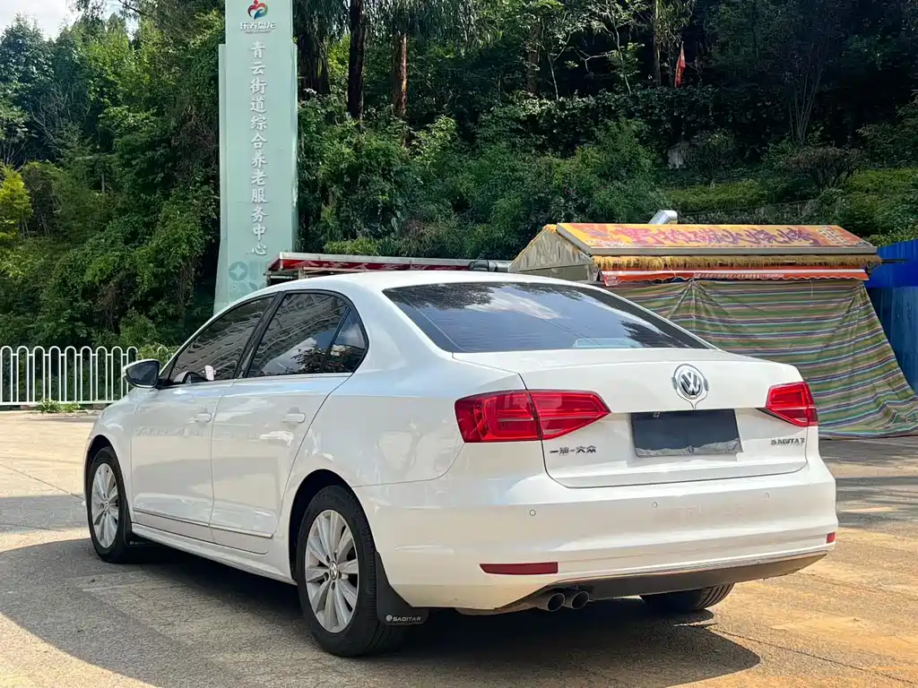 Volkswagen Sagitar — миниатюра 7
