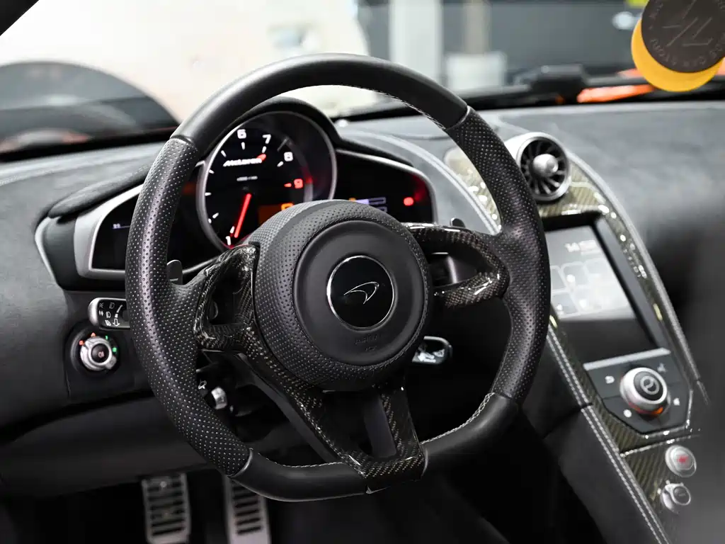 McLaren 650S 2014 3.8T Coupe