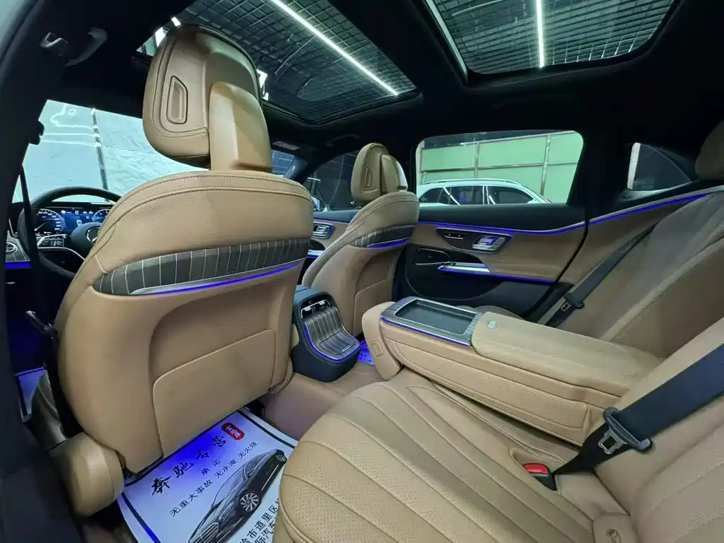 Mercedes-Benz E-Class E 2024 E 300 L Fashion
