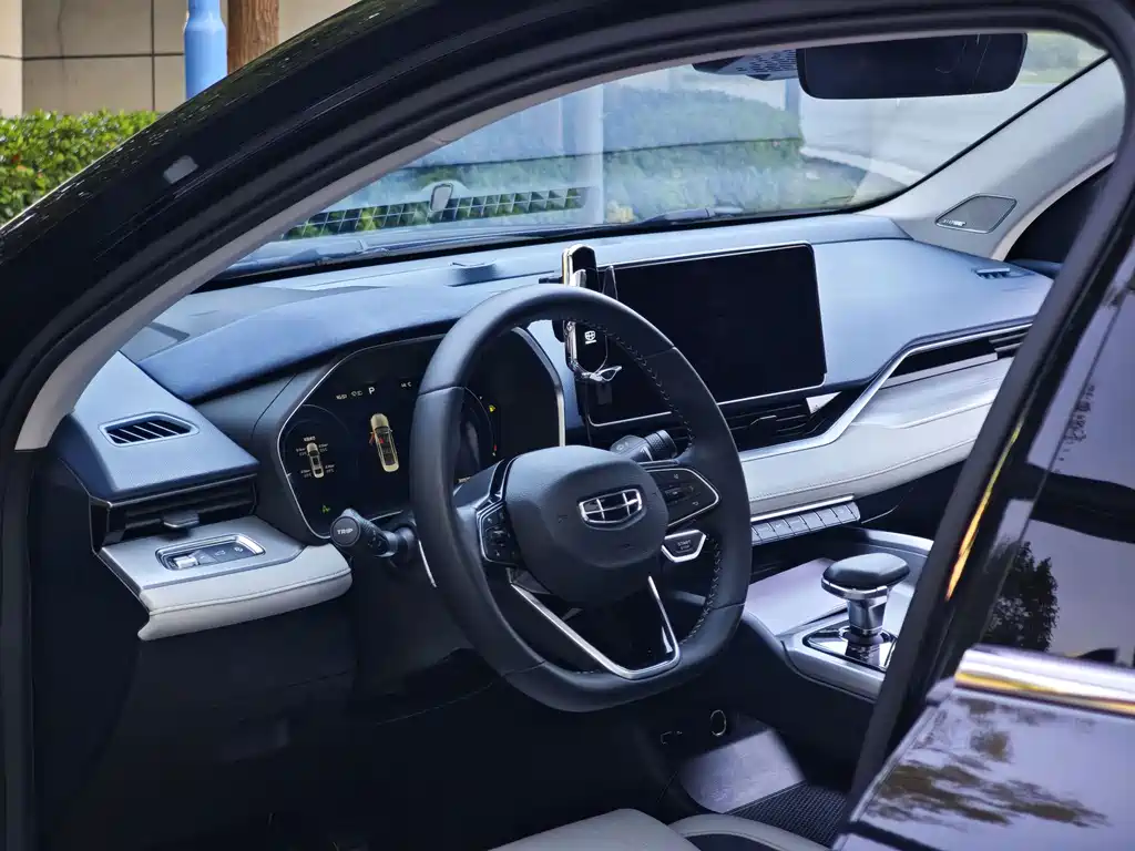 Geely Xingrui — миниатюра 13