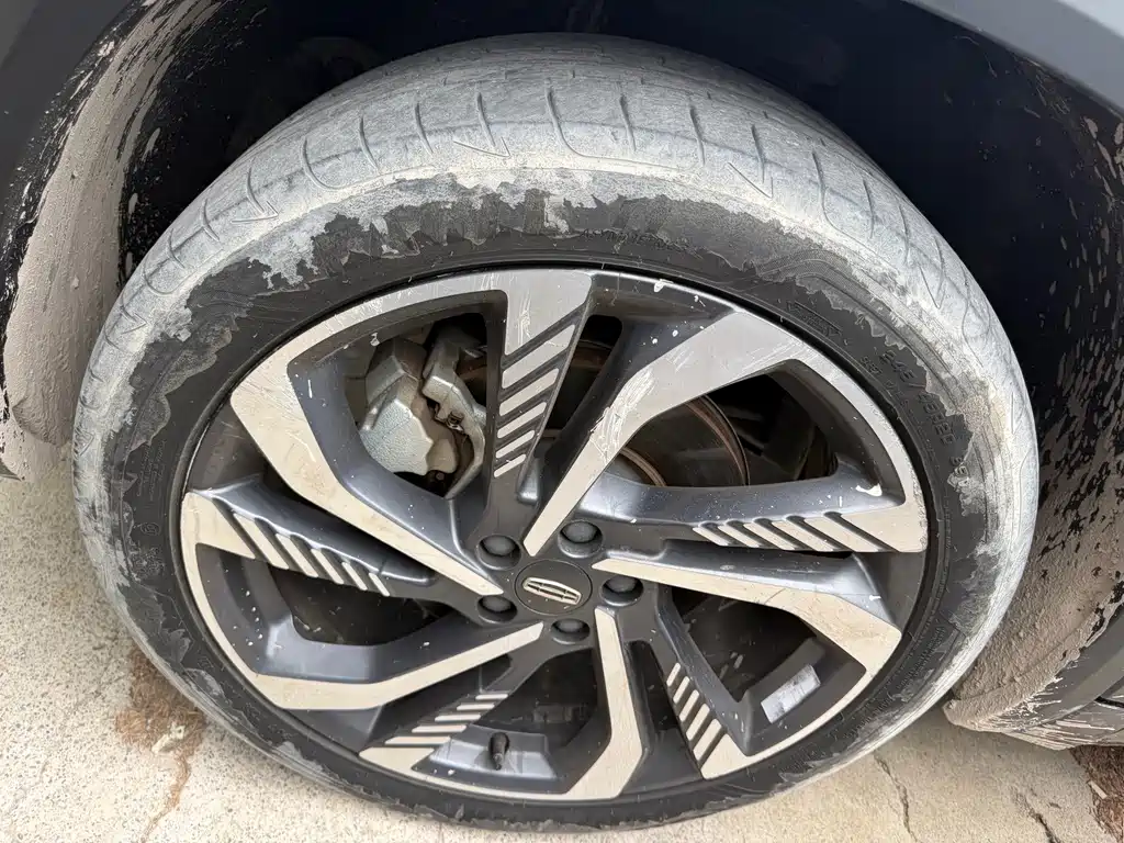 Geely Xingyue L — миниатюра 5