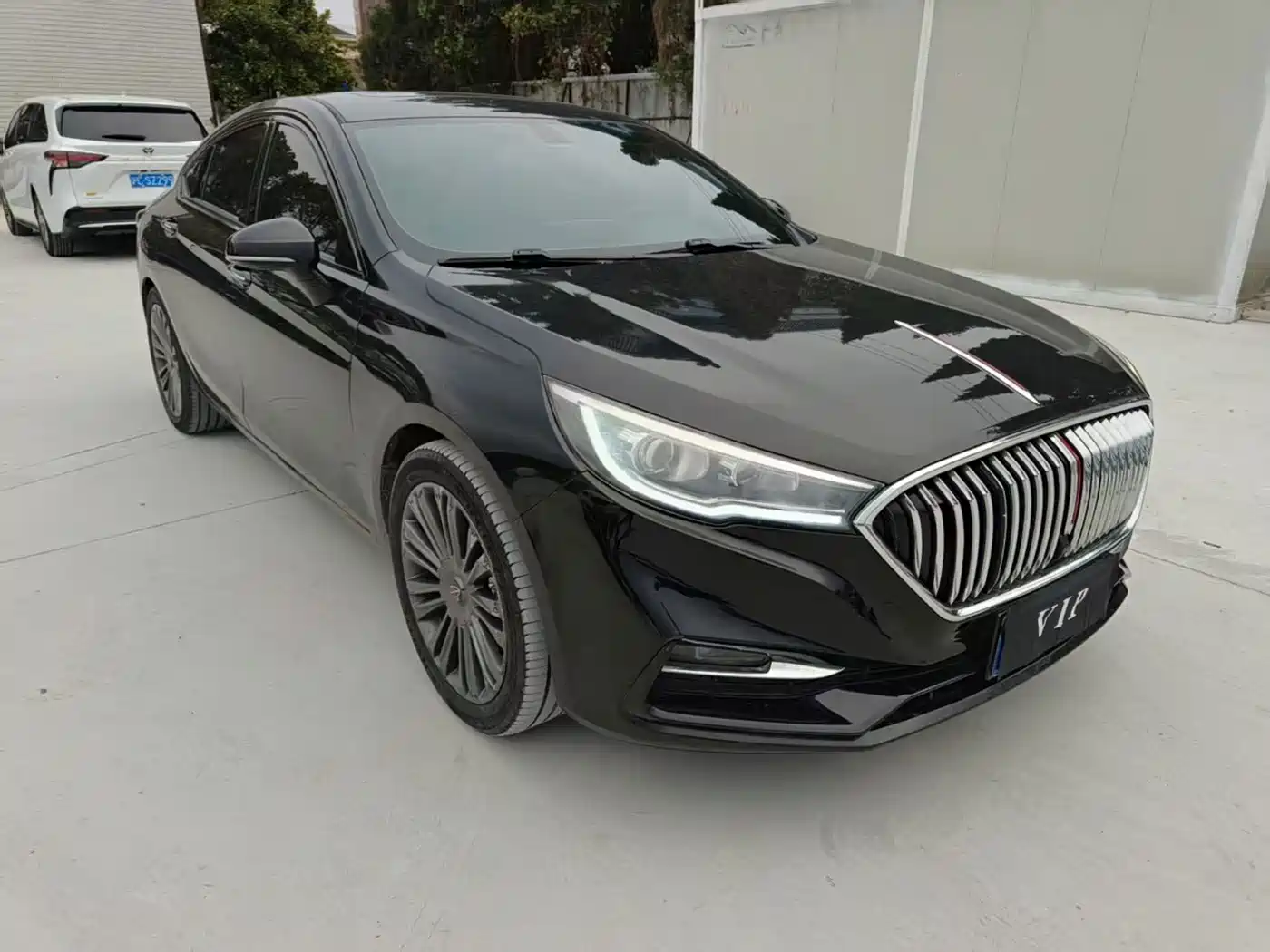 Hongqi H5