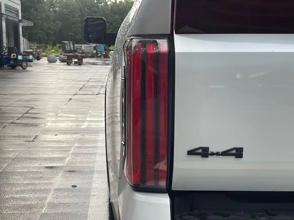Toyota Sequoia — миниатюра 13