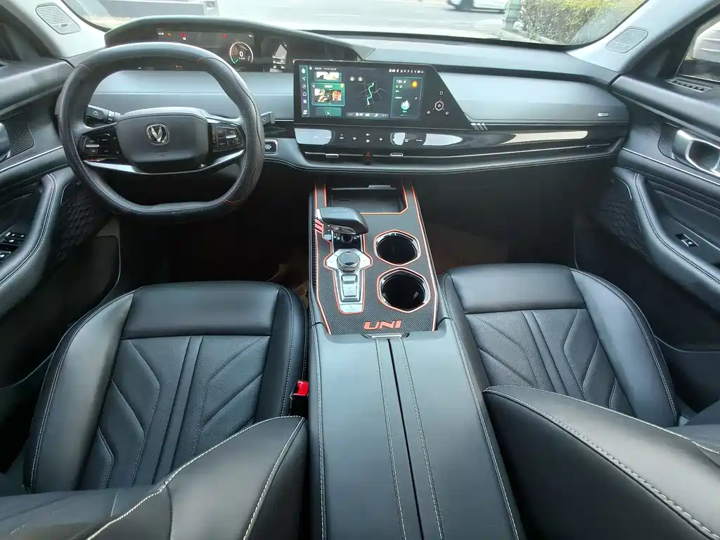 CHANGAN UNI K SMART IDD