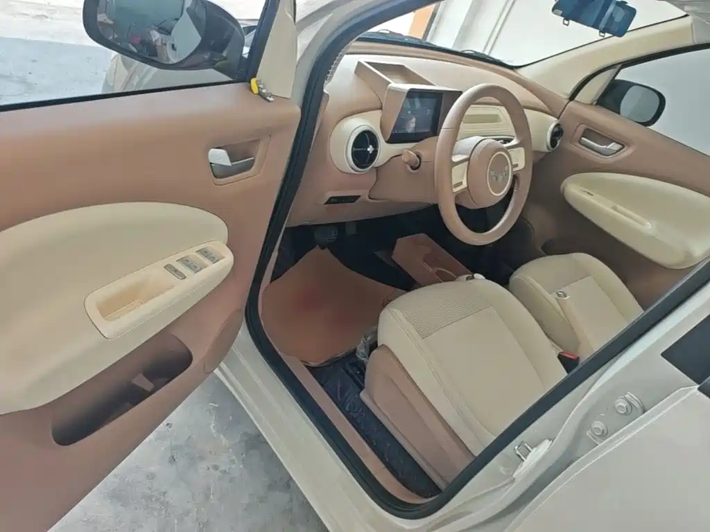 Wuling MINIEV — миниатюра 16