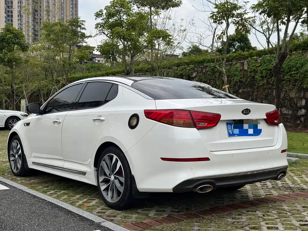 Kia K5 — миниатюра 7