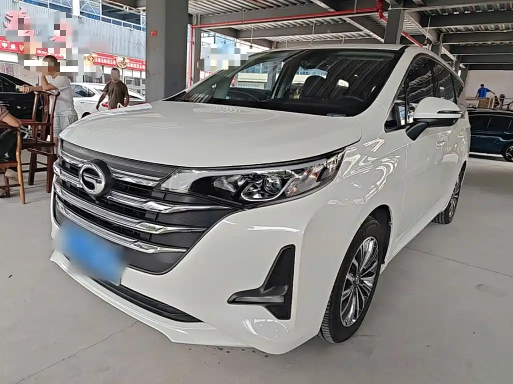 GAC Motor Trumpchi M6 — миниатюра 2