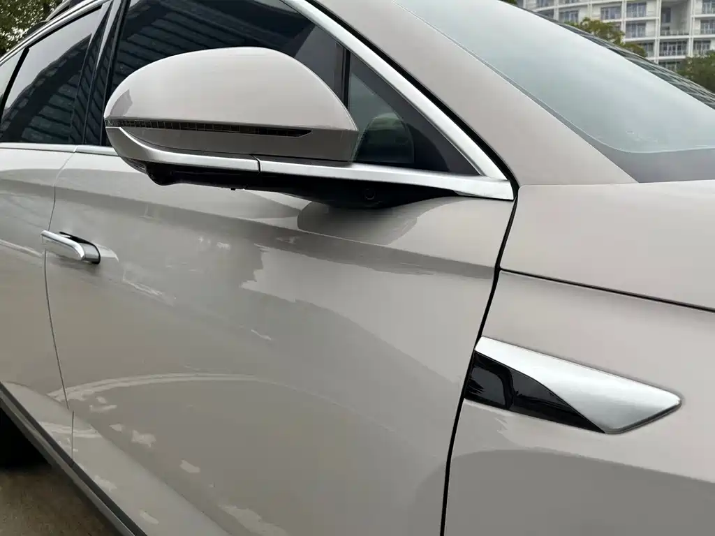 BYD SEA LION 07 DM I