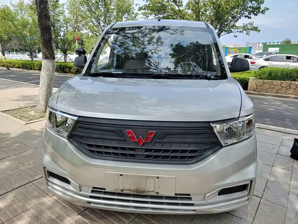 Wuling Hongguang V — миниатюра 3