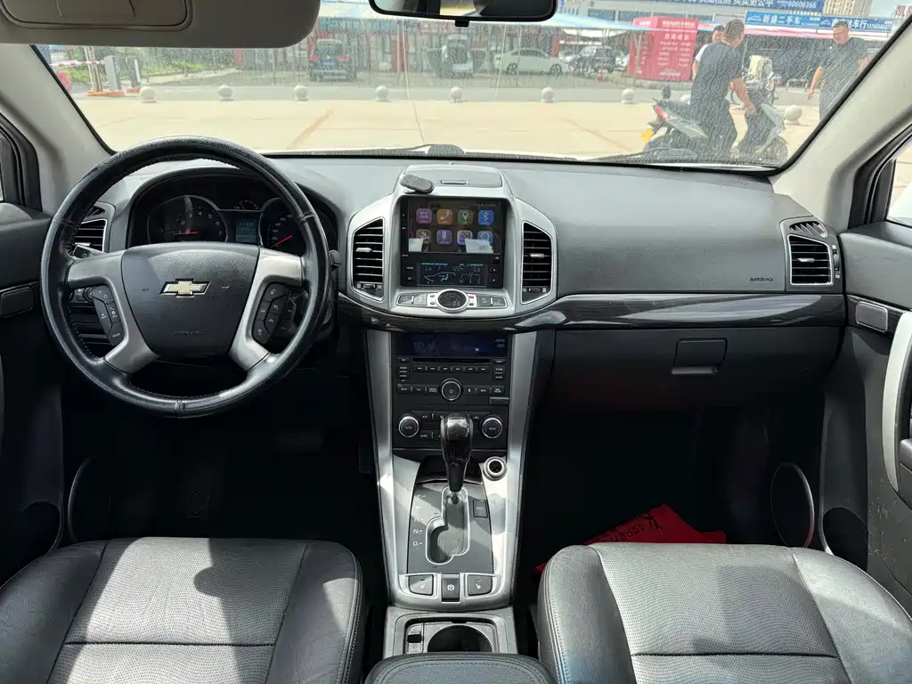 Chevrolet Captiva — миниатюра 8