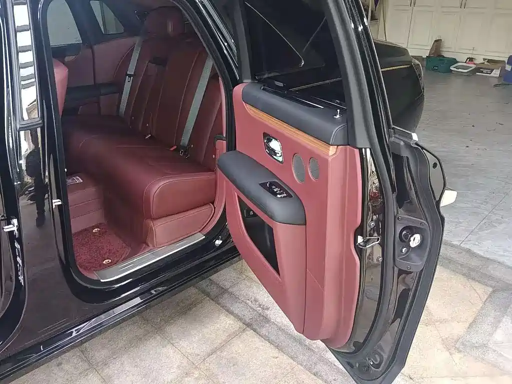 Rolls-Royce Ghost — фотографии объявления, Фото 9