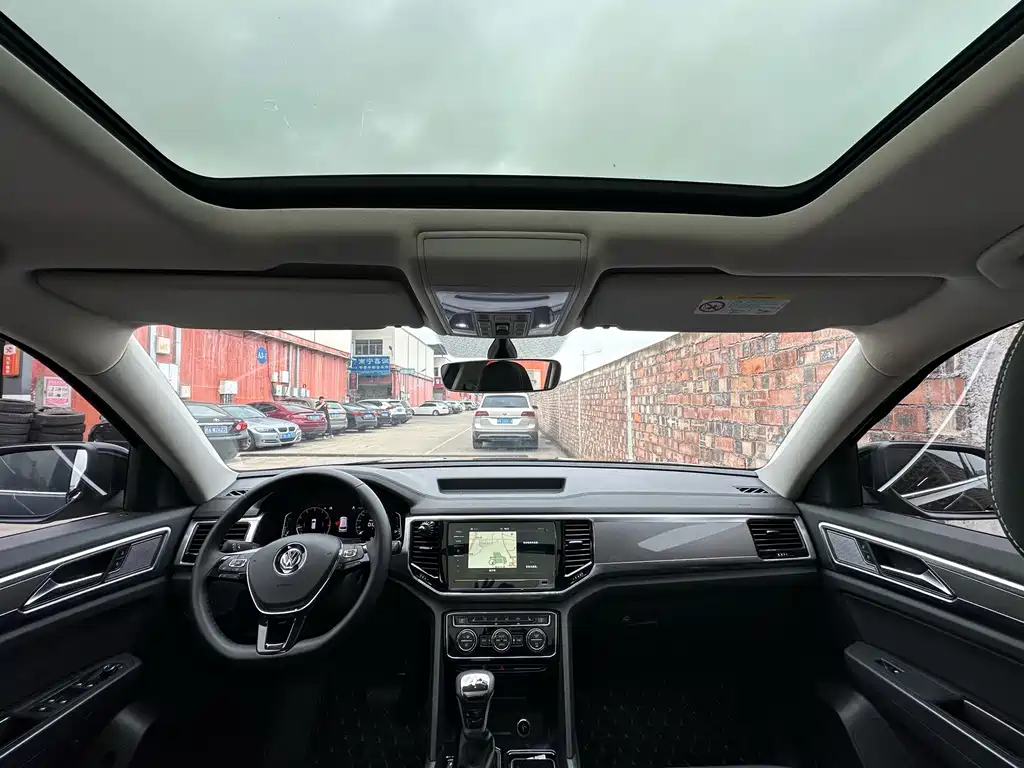 Volkswagen Teramont — миниатюра 7