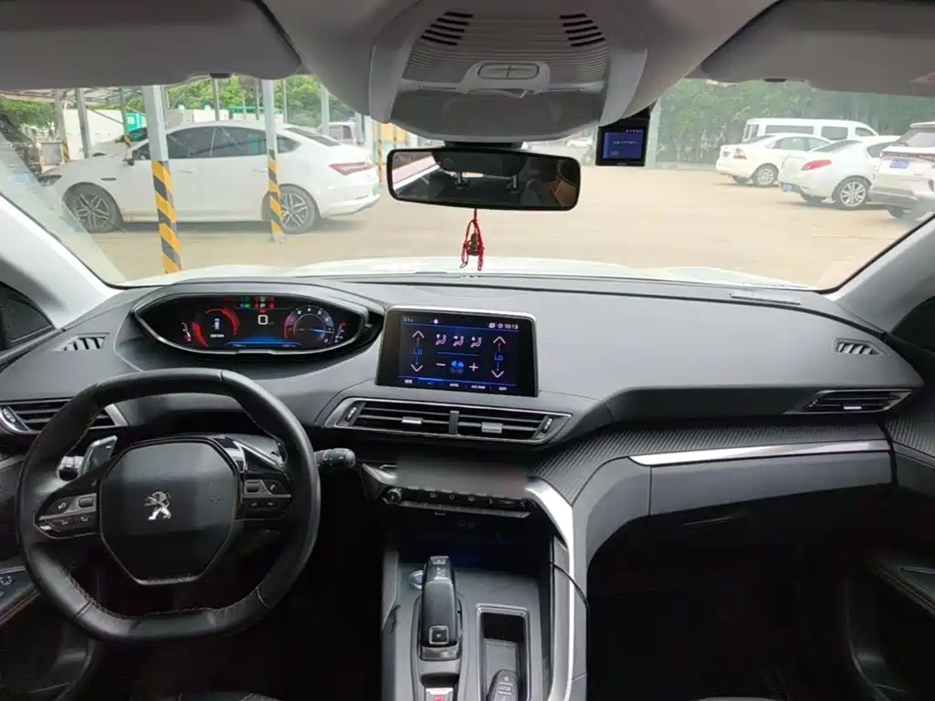 Peugeot 4008 — миниатюра 10