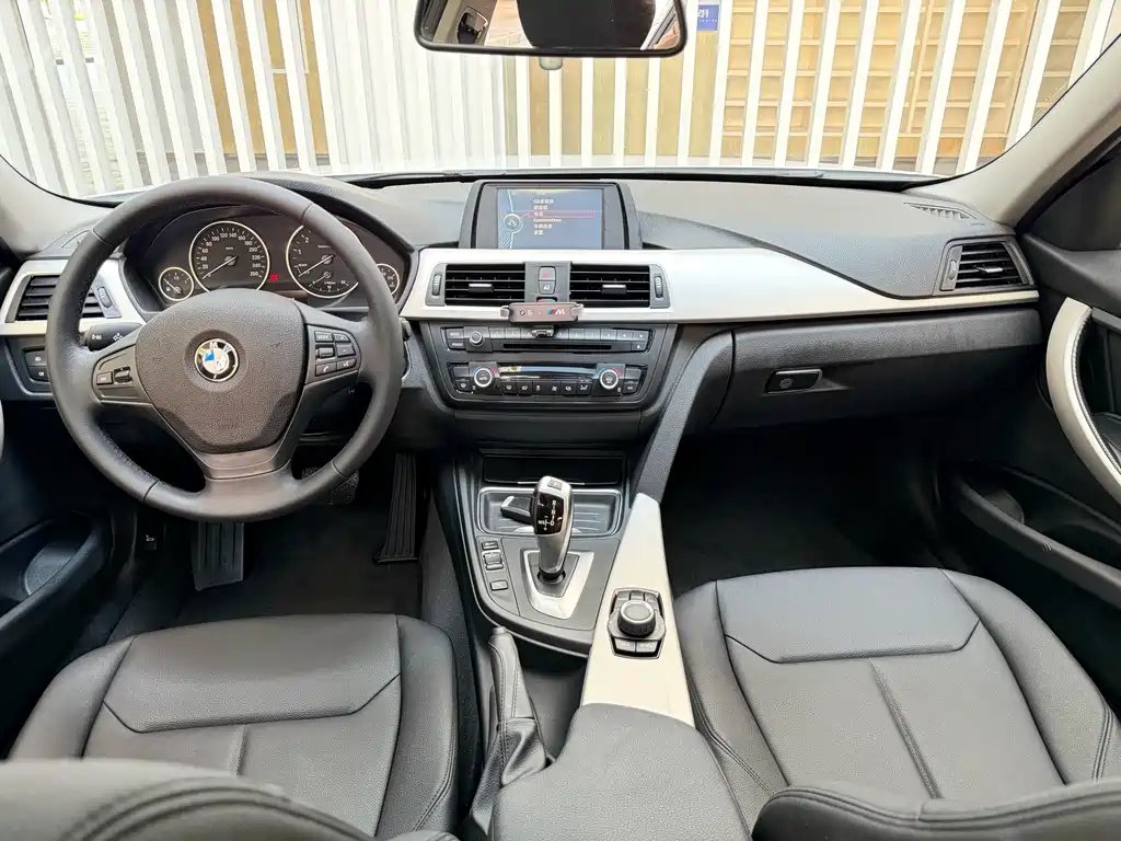 BMW 3 Series 3 2013 320Li Fashion