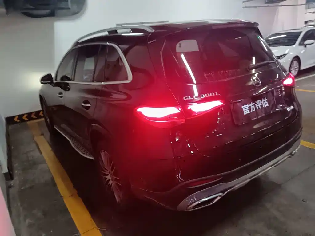Mercedes-Benz GLC 2023 GLC 300 L 4MATIC 7 мест