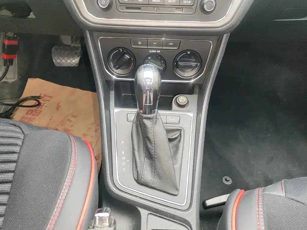 Volkswagen Lavida — миниатюра 14