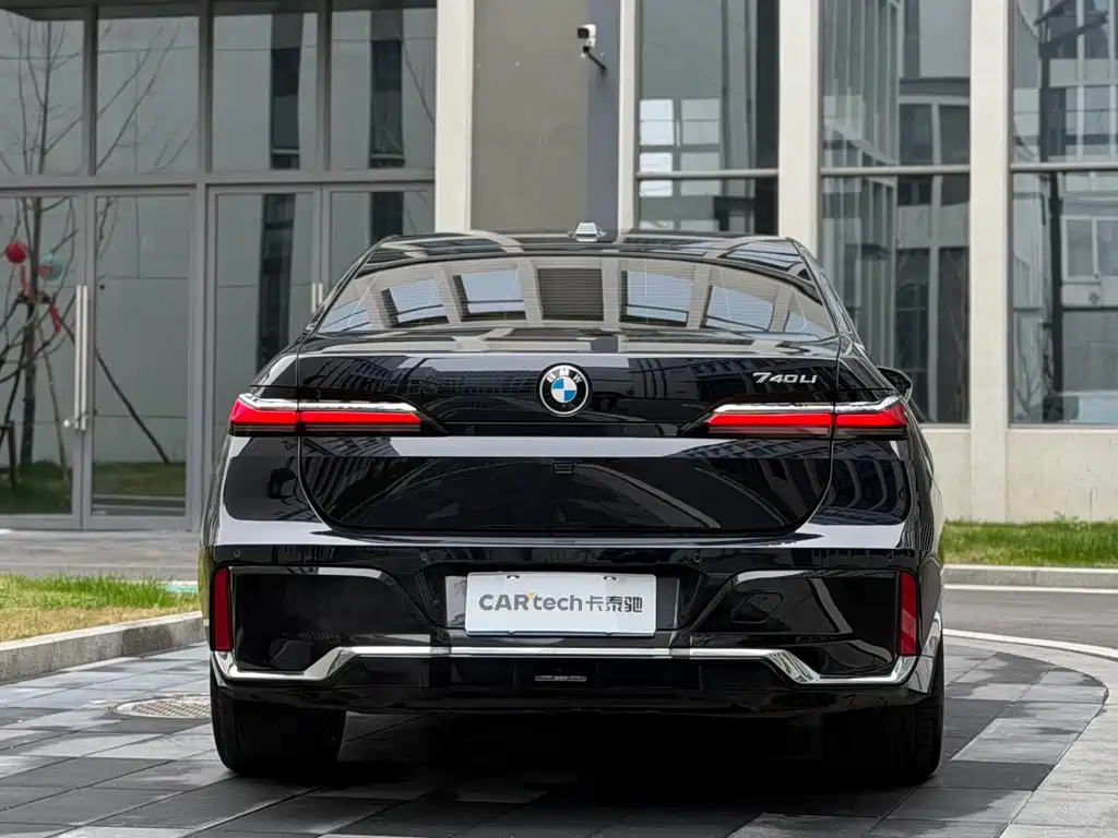 BMW 7 Series 7 2023 740Li Premium M Sport