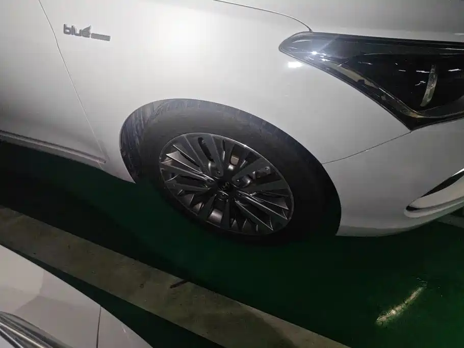 Hyundai Mistra — миниатюра 6