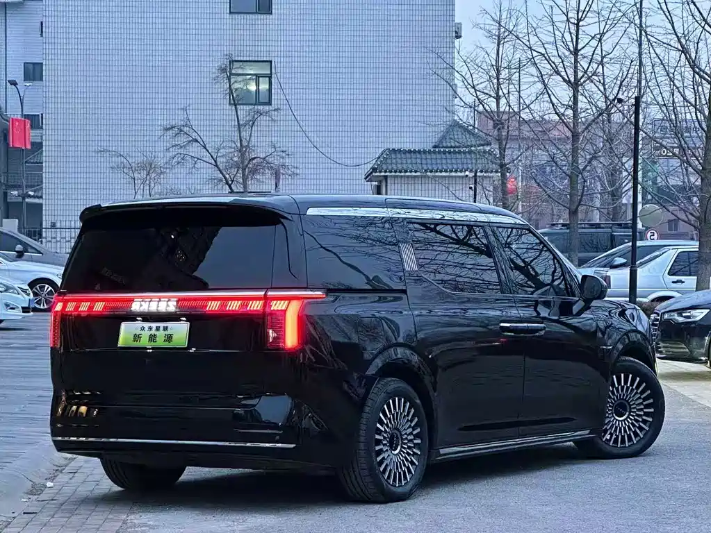 ZEEKR EXTREME KRYPTON 009