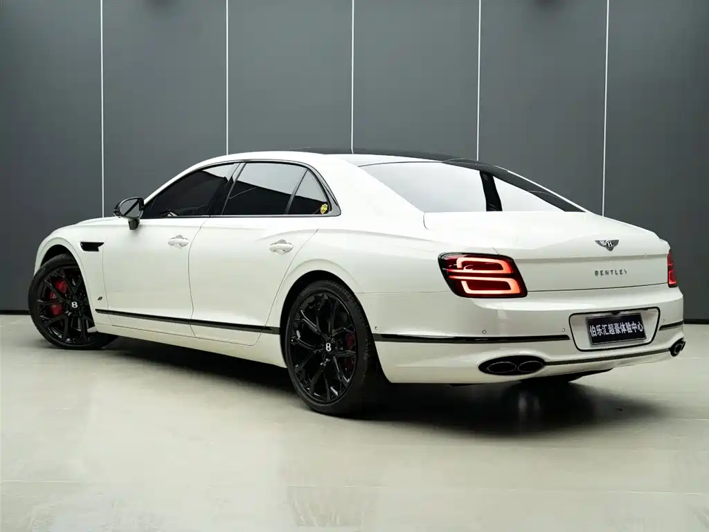 Bentley Flying Spur 2023 4.0T V8 S