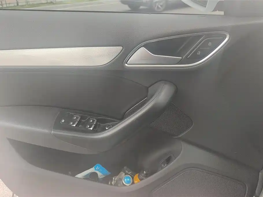 Audi Q3 2016 30 TFSI
