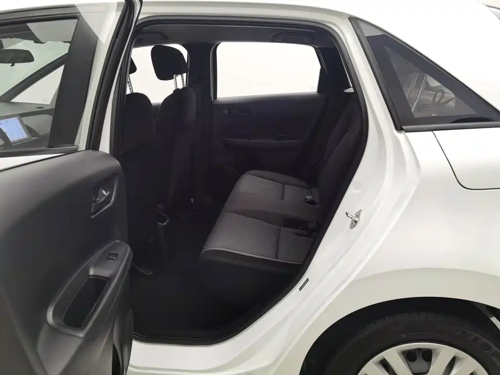 Honda Fit — миниатюра 15