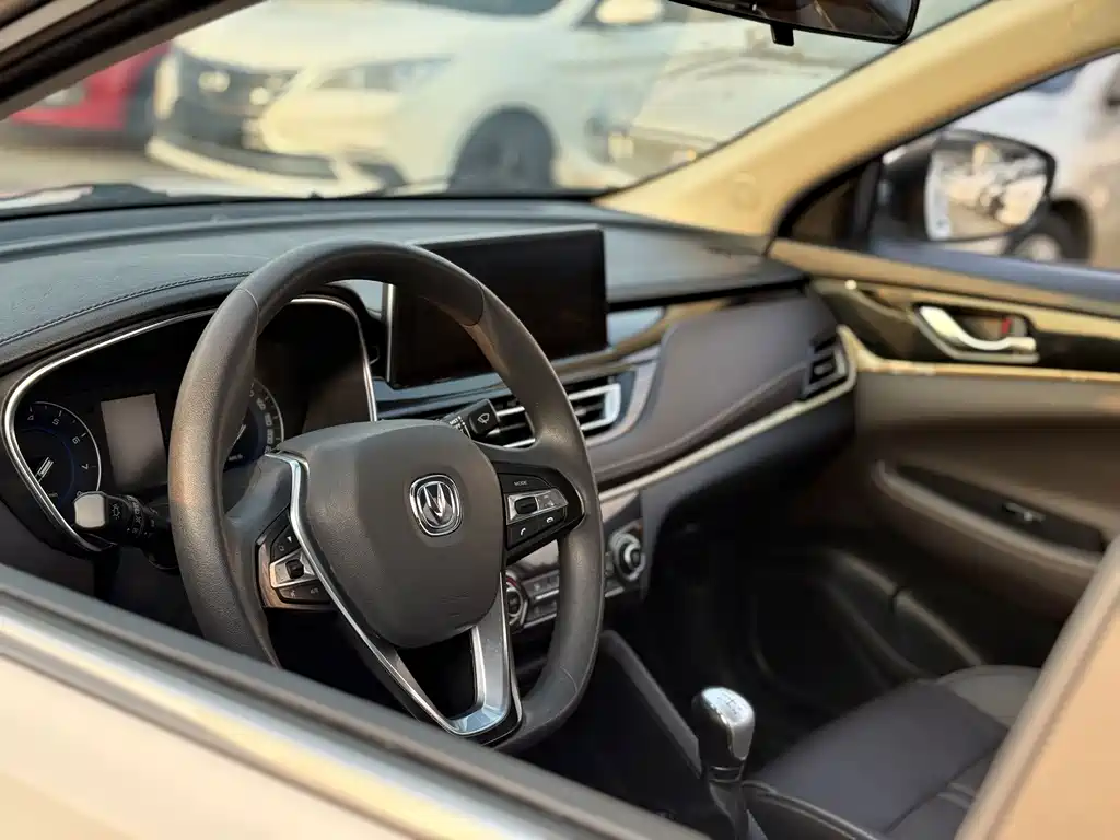 Changan Eado DT — миниатюра 2