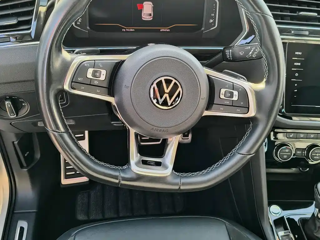 Volkswagen Tiguan L — миниатюра 8