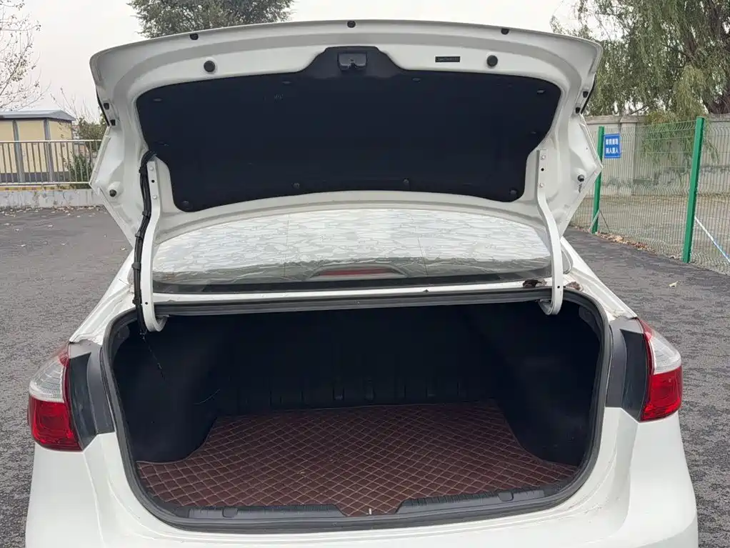 Kia K3 — миниатюра 15
