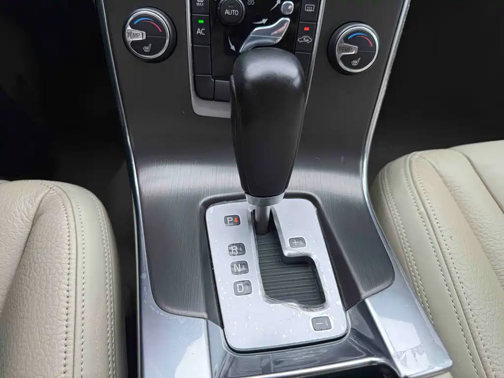 Volvo S60 (Import) — миниатюра 30